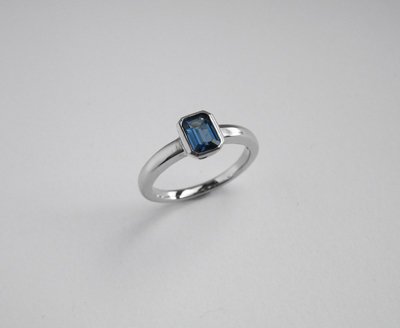 Platinum and Sapphire Engagment Ring